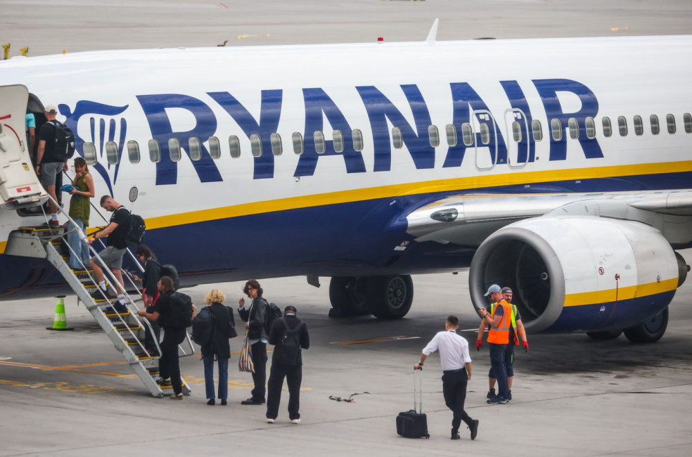 Srbin koji je umalo ispao iz aviona tuži tri kompanije: Čeka ga višegodišnja pravna bitka