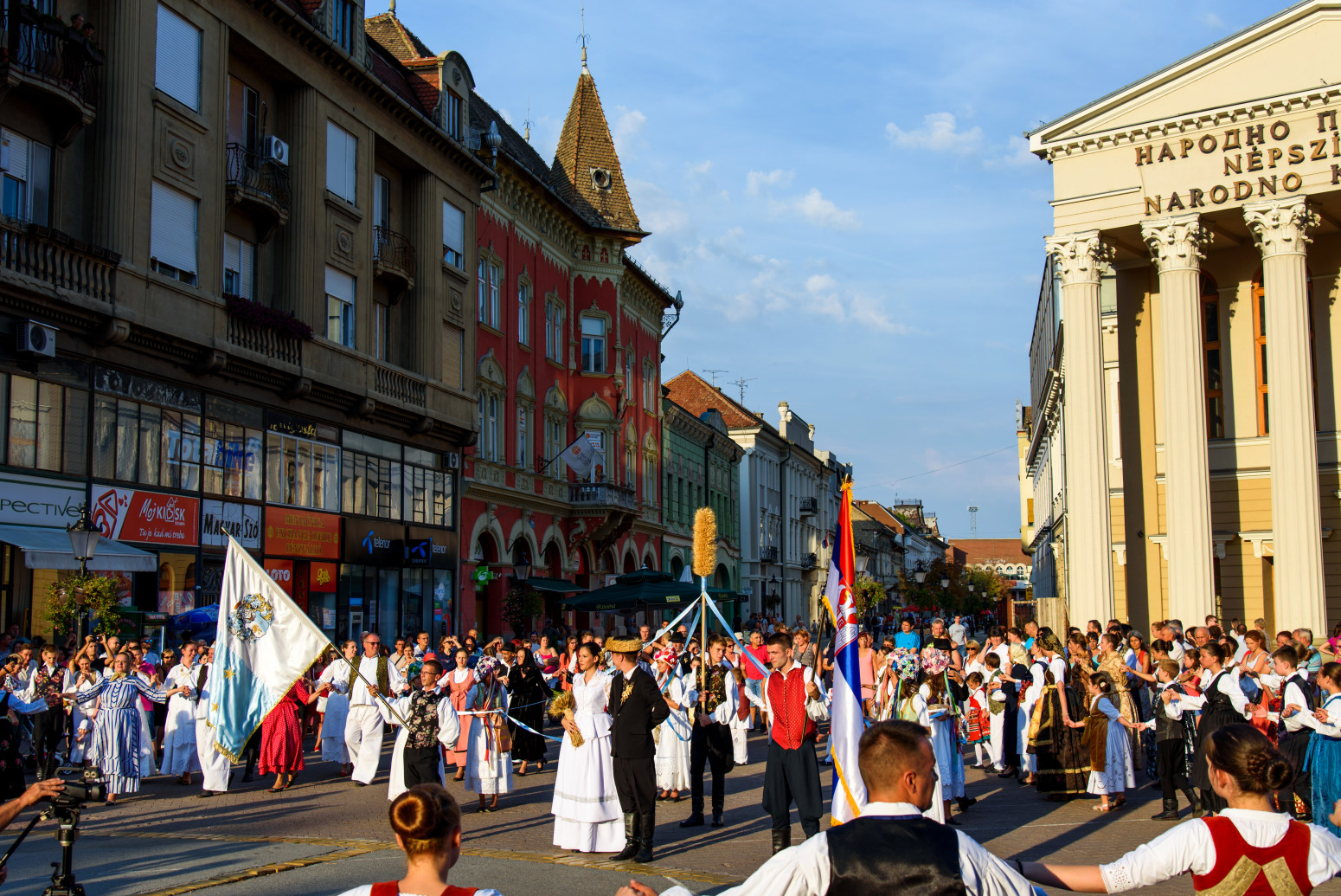 Hleb od novog žita stiže na Gradski trg: Subotica slavi Dužijancu