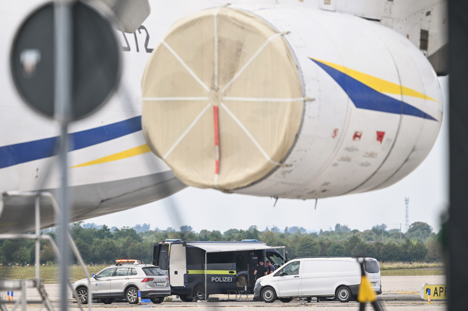 Nemačka u totalnoj panici; Više nisu bezbedni; Na aerodromima specijalci