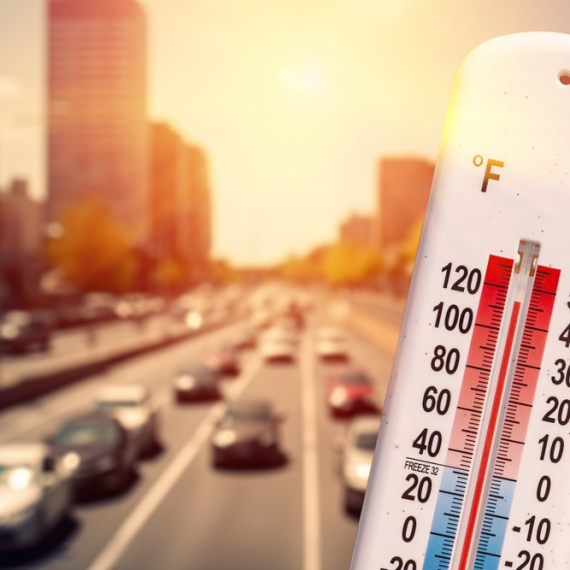 Izdato upozorenje, temperature dostižu opasan nivo: Vrhunac toplotnog talasa u Srbiji FOTO