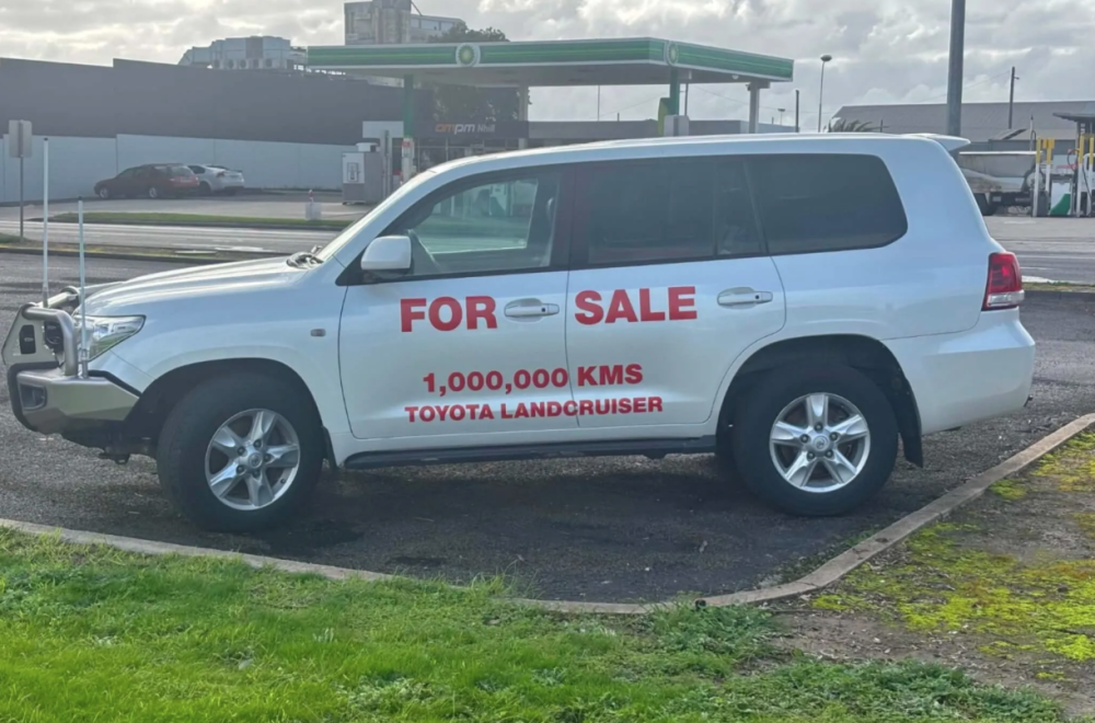 Prešao 999.999 kilometara automobilom – sad ga prodaje na aukciji
