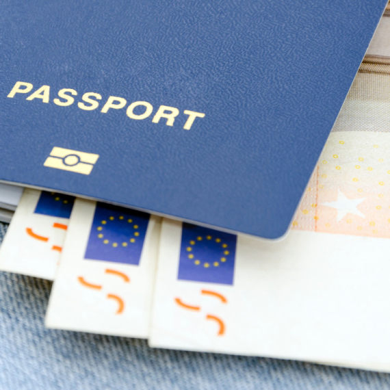 EU ošto zapretila: Ukinite "zlatne pasoše" ili ostajete bez vize