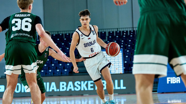 Litvanija srušila Srbiju na startu Evrobasketa – dominirao Šarunasov bratanac