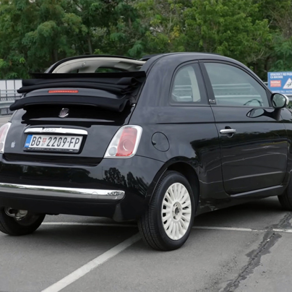 Test polovnjaka: Platneni krov, 69 KS i 92.000 km – kako se pokazao Fiat 500C VIDEO