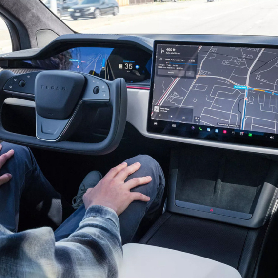 Šta Tesla ne želi da javnost vidi? Sporni podaci o bezbednosti ostaju iza zatvorenih vrata