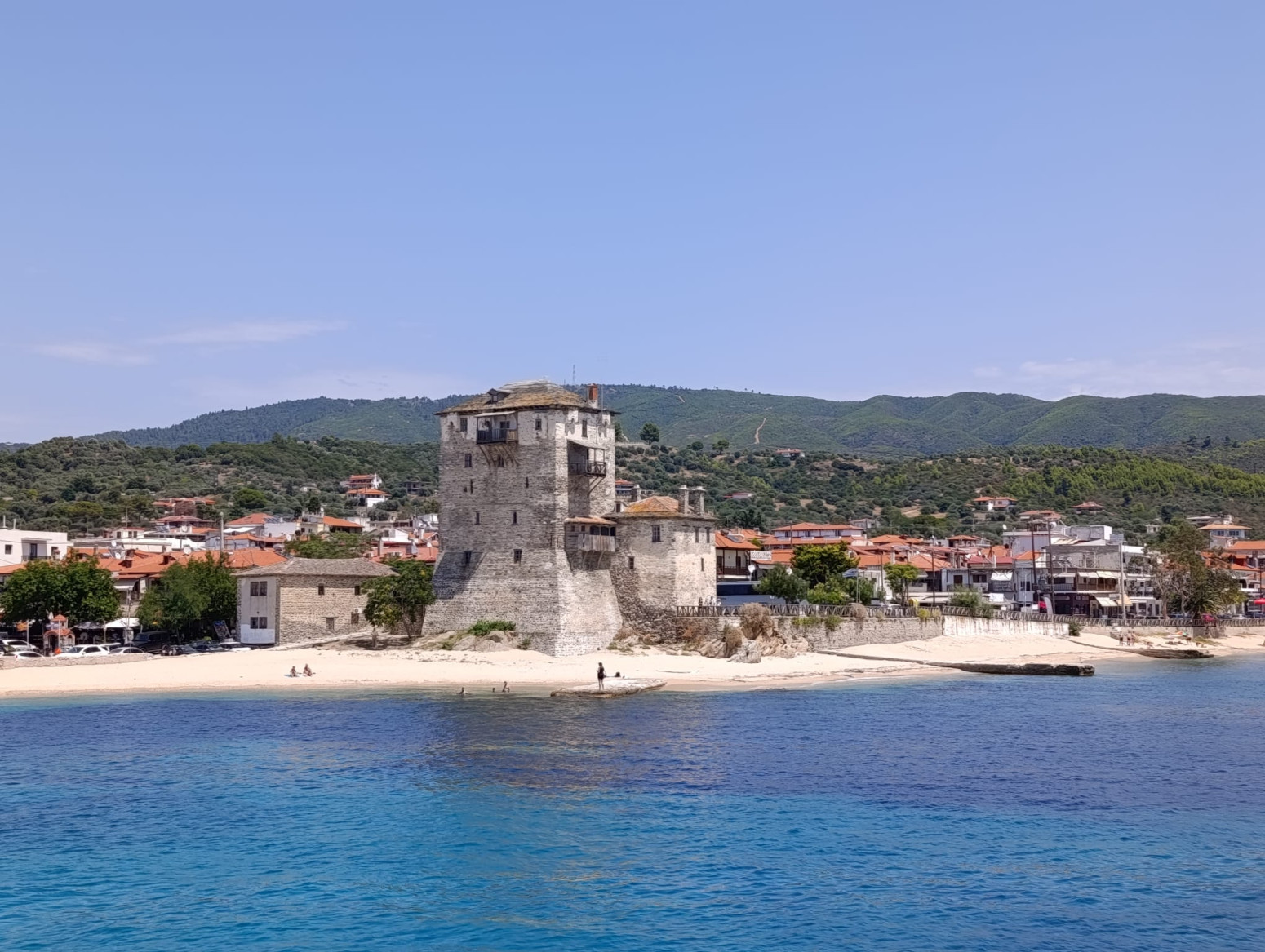 Naša preporuka za letovanje: Jerisos – more za odmor, Atos za dušu FOTO