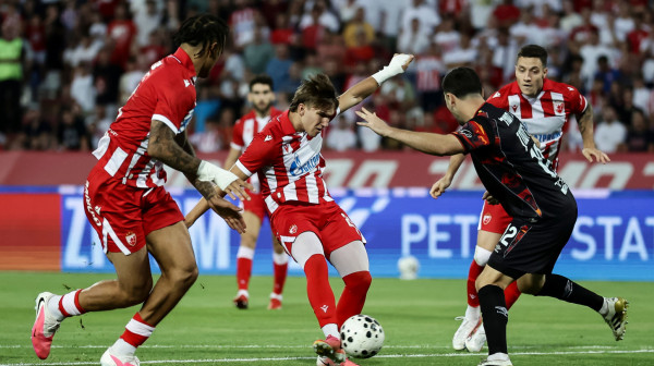 Zvezda napada od starta
