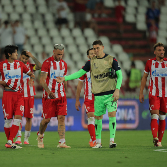 Nedopustivo za jednu Crvenu zvezdu