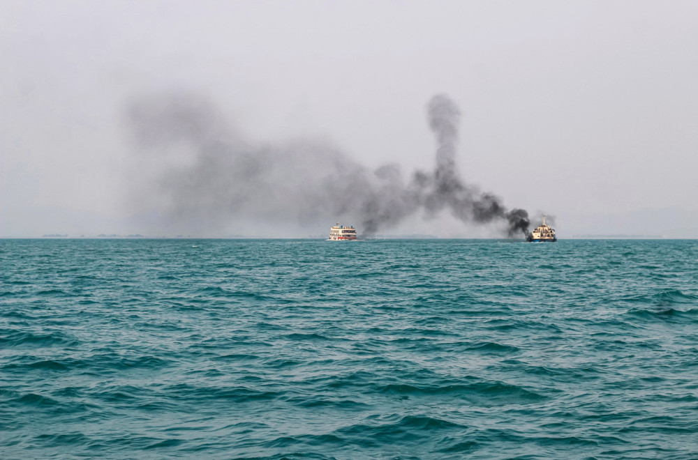 Horror near popular tourist destination: Ferry carrying tourists catches fire, one dead