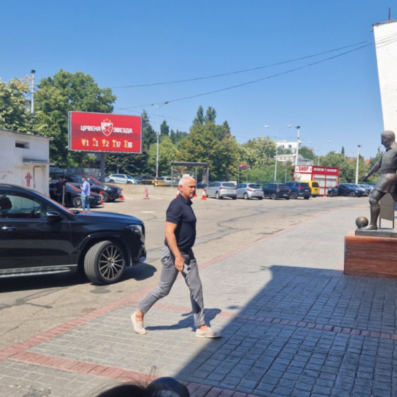 Vanredno na "Mitiću": Stigla uprava na čelu sa Terzićem FOTO
