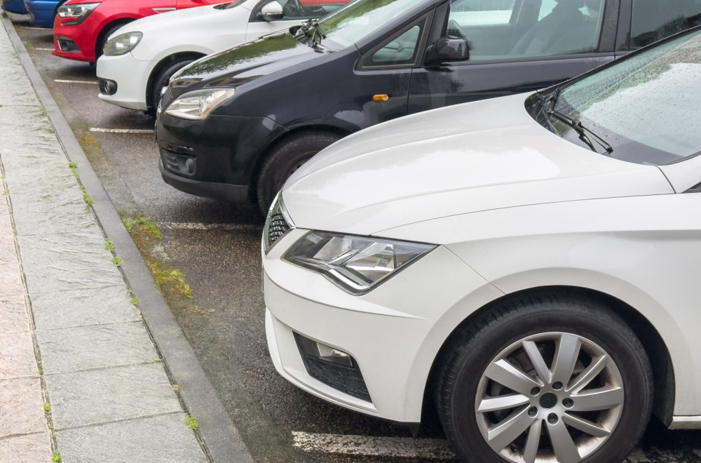 Koji auto kupiti za 3.000 evra? Mehaničar nema dilemu