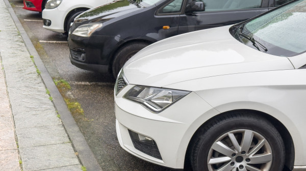 Koji auto kupiti za 3.000 evra? Mehaničar nema dilemu