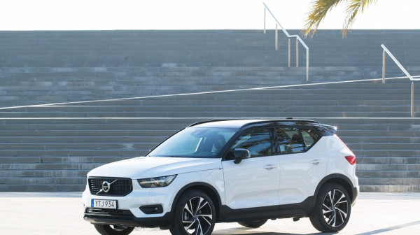 Objavljen opoziv za Volvo XC40 zbog rizika od požara