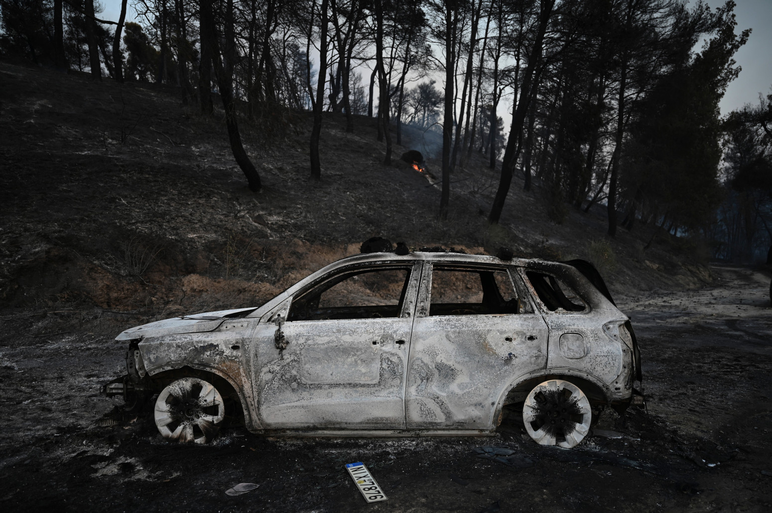 Siviri in flames, dramatic footage emerges: Houses burning, Serbs caught in the blaze VIDEO