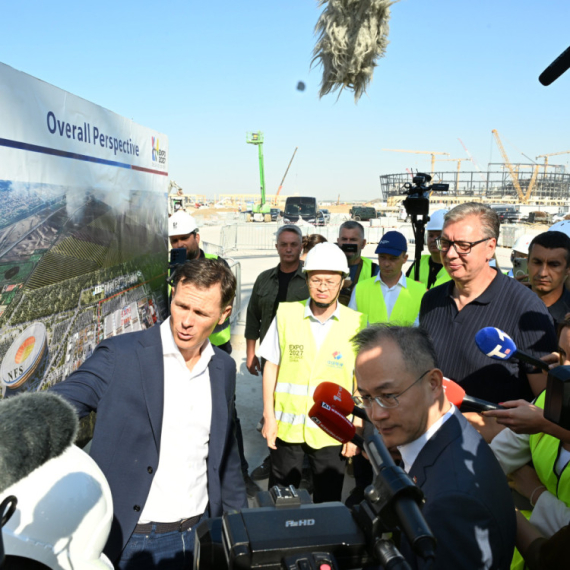 Vučić: Do Nove godine pruga od EXPA do aerodroma i železnička stanica Novi Beograd