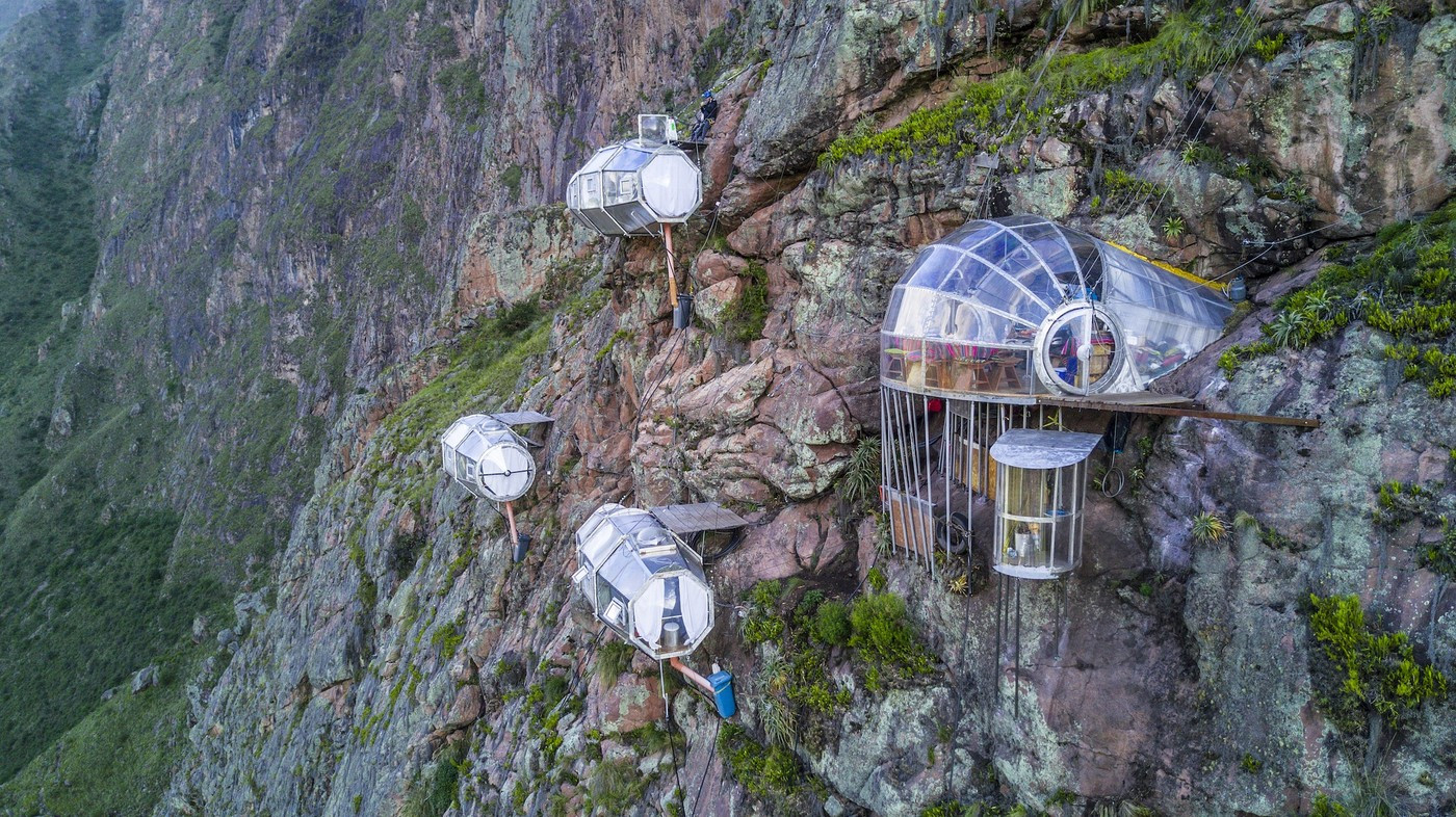Smeštaj samo za najhrabrije: Do sobe 400 metara iznad zemlje morate se popeti uz stenu FOTO