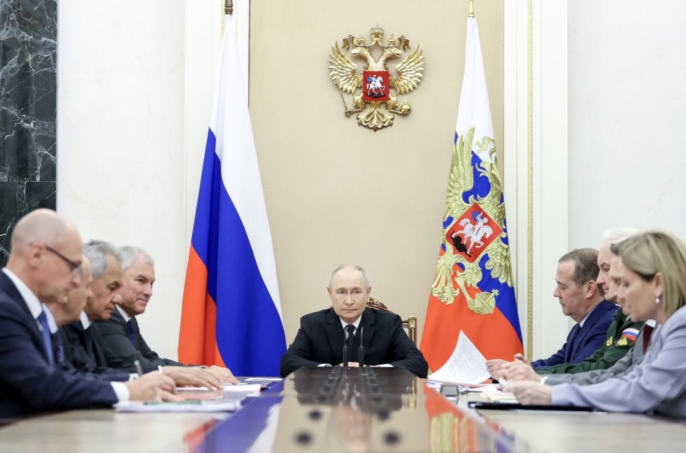 Vladimir Putin je pred ključnom odlukom