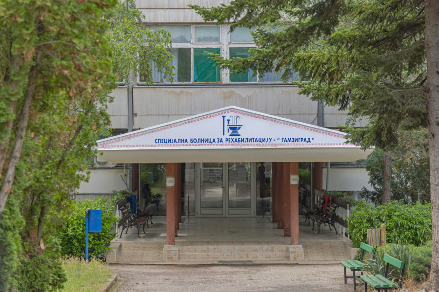 Ova srpska banja je idealna za jeftin odmor: Smeštaj već od 1.500 dinara, a lekovita voda ima čak 42 stepena