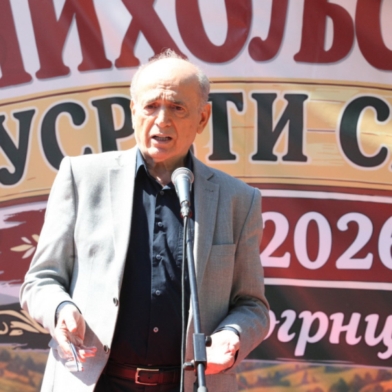 Krkobabić: "Miholjski susreti i obnovljen Dom kulture u Vražogrncima" FOTO
