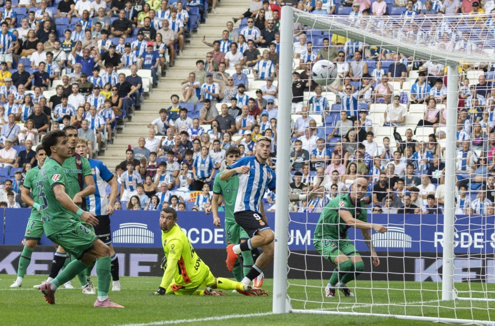Dmitrović lako sačuvao mrežu – Espanjol rutinski sa Levanteom
