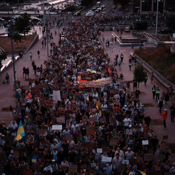 Protest u centru Kijeva; Ljudi traže povratak Fedorova VIDEO