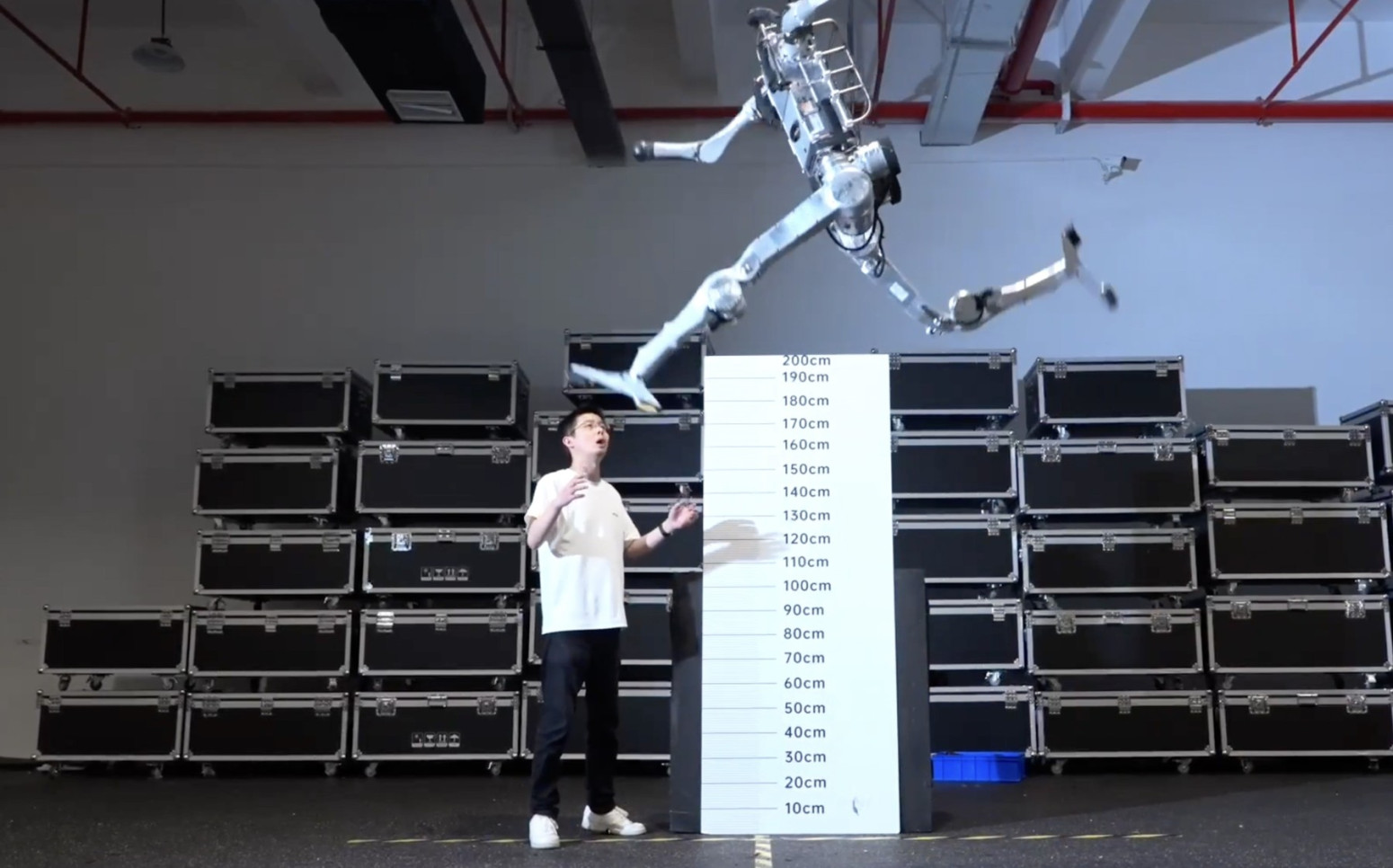 Stiže humanoidni robot Supermen: Obara sve rekorde FOTO