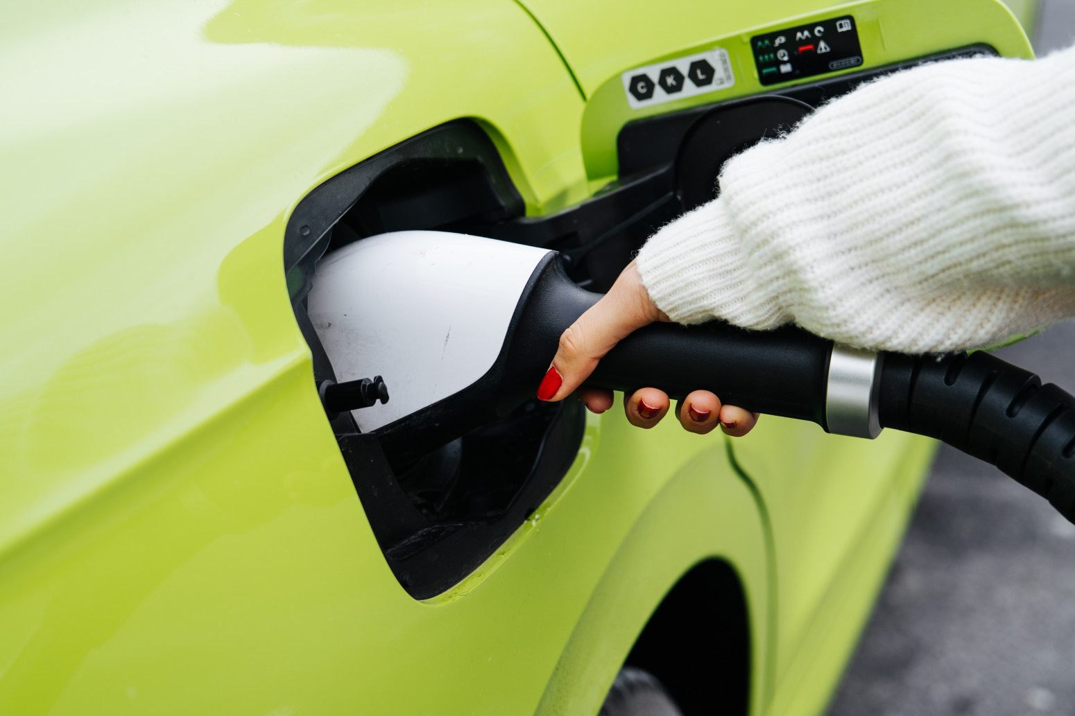 Kako do 5.000 evra za novi automobil: Produžen rok za državne subvencije