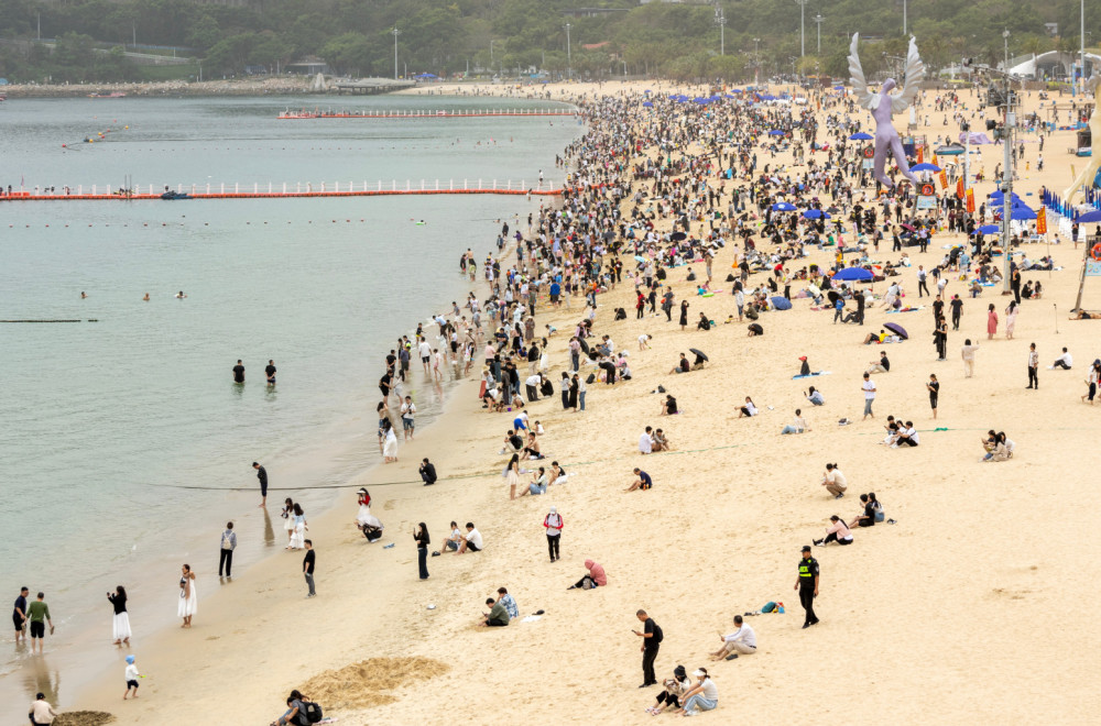 Najposećenija na svetu: Na ovoj plaži ne možete da priđete vodi od gužve FOTO/VIDEO