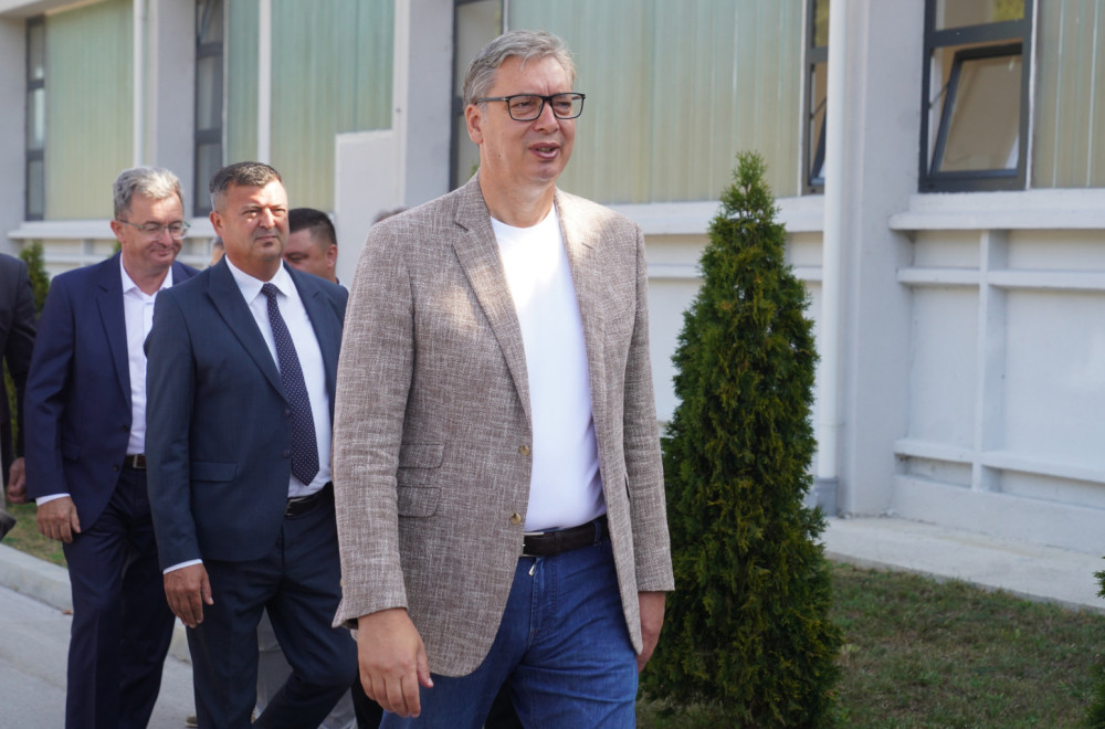Vučić: Na portal Ko si bre ti stiglo 16.850 prijava