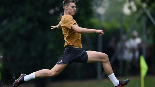 Milan odlučuje o sudbini Partizanovog bisera