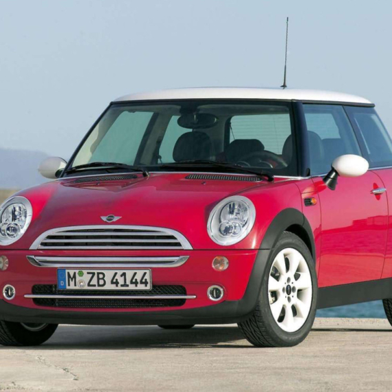 Mini Cooper kao nikad do sada: Posle skoro 70 godina stiže velika promena
