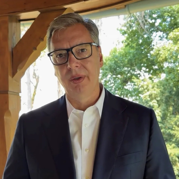 Vučić uputio pismo Ruteu: "Zatražio sam da KFOR zaustavi teror nad Srbima i otvaranje mosta na Ibru" VIDEO