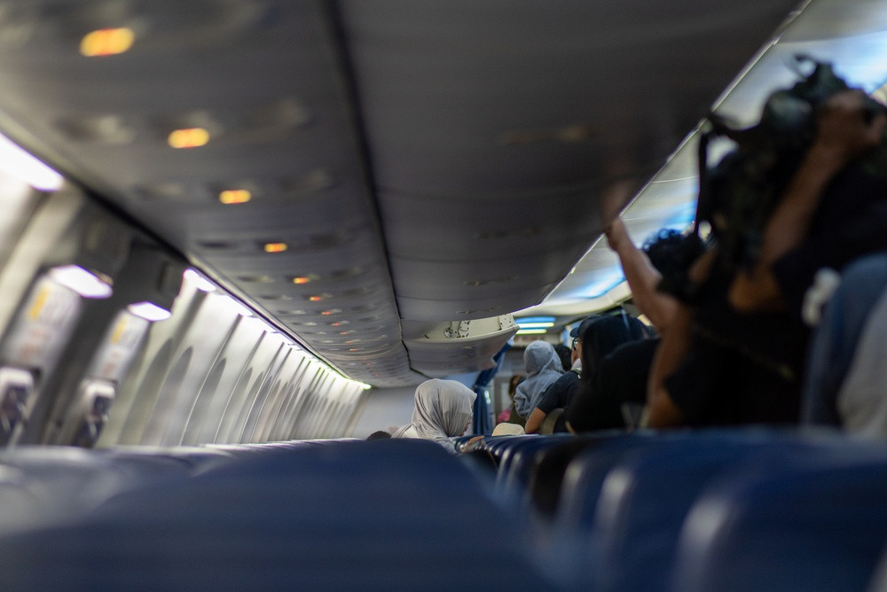 Drama na grčkom aerodromu: Putnici pet sati proveli u avionu zbog kvara; Usledio totalni haos