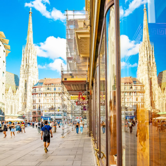 Nova taktika omiljene destinacije Srba šokirala hotelijere: Negativnom recenzijom do novca