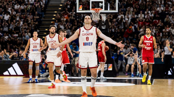 Hezonja ubacio 37 poena i trojkom srušio Tursku