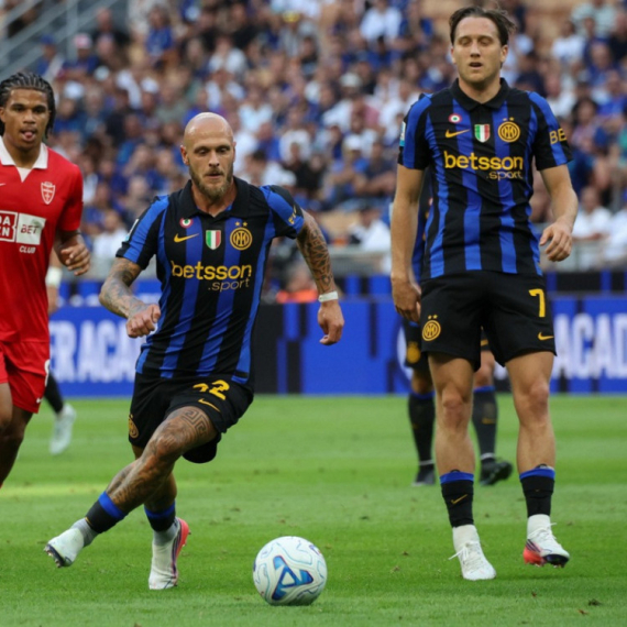 "Bomba" Čalhanoglua – Inter razbio Moncu VIDEO
