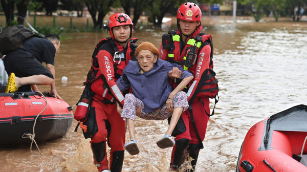 Potop; Ulice su postale reke VIDEO