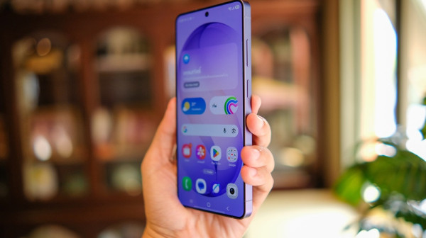 Samsung Galaxy S26 Ultra – najavljeno rešenje za crvenkastu boju na ekranu