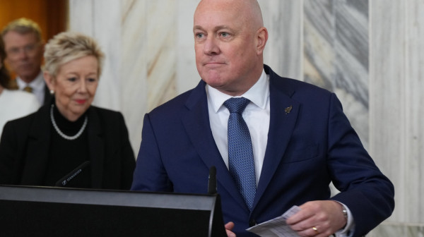 Premijer najavio: Još jedna zemlja će zabraniti deci društvene mreže