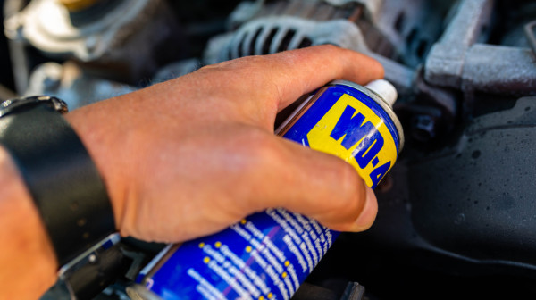 Zašto se WD-40 zove baš tako?
