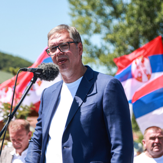 Vučić o podršci Filipa Grbića: "Najveća pobeda je kada nam ukažu poverenje oni koji nisu glasali za nas" VIDEO