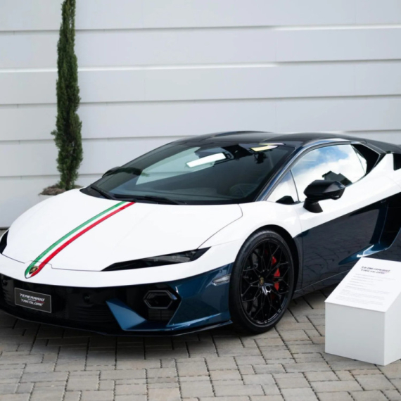 Lamborghini predstavio Temerario Tricolore: Čak 920 "konja" u čast Italije