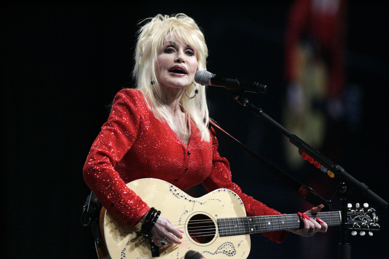 Niko neće čuti ovu pesmu Doli Parton još 20 godina: Ono što je uradila pre smrti ostavilo je fanove u neverici