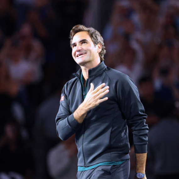 Federer ukrao šou na US openu – pobedio legende i rasplakao Njujork VIDEO