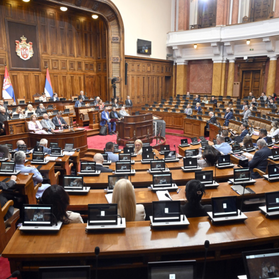 Danas nastavak vanredne sednice Skupštine Srbije i rasprave o rebalansu budžeta