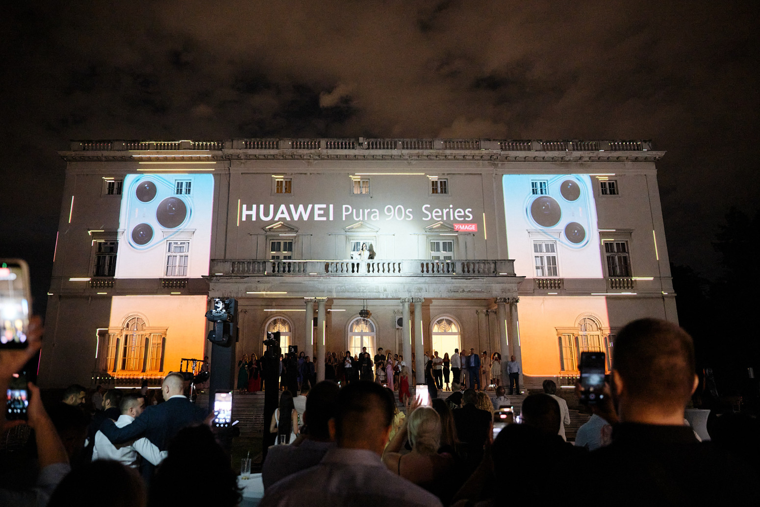 Stigla nova Huawei serija telefona: Predstavljeni i tablet i slušalice
