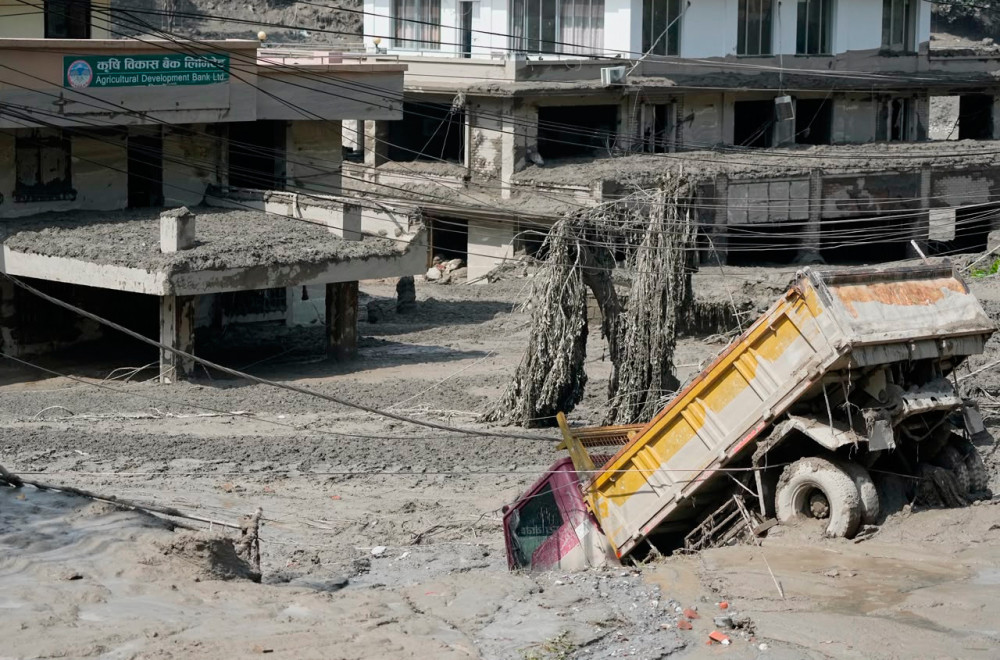 Najmanje osam ljudi poginulo u poplavama u Nepalu