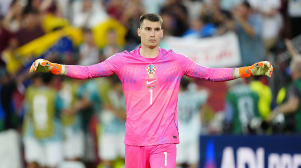 Livaković stiže u Barselonu, ali Dinamo pravi "probleme"