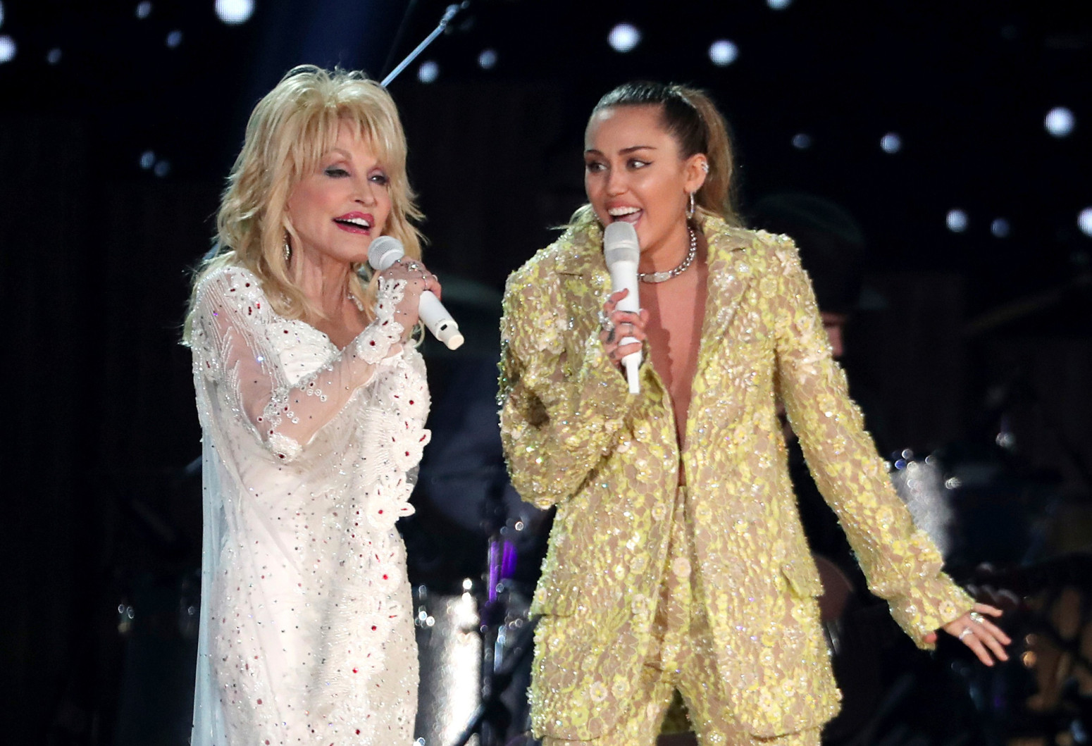 Nekoliko dana nakon smrti Doli Parton oskrnavljena njena zvezda u Holivudu