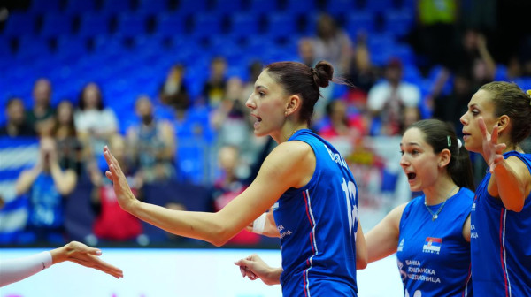 Srbija lako sa Grčkom – overeno prvo mesto!